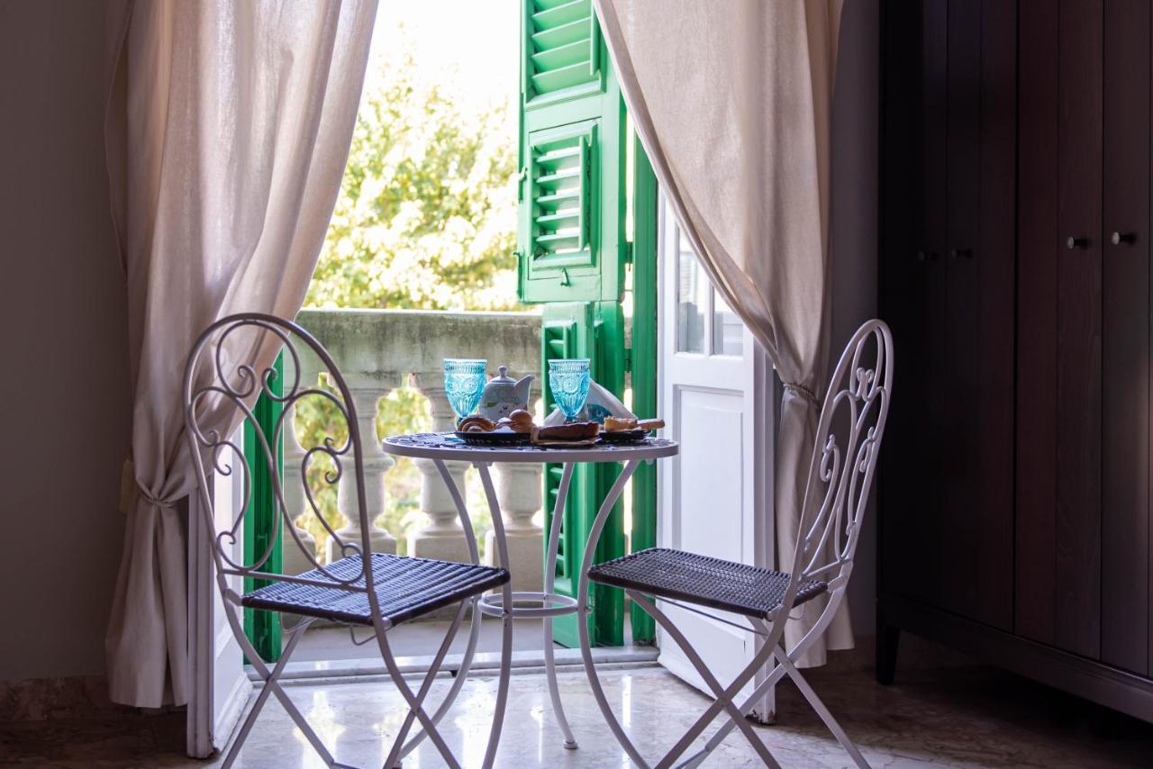 Epoque Bed And Breakfast Messina Exterior foto